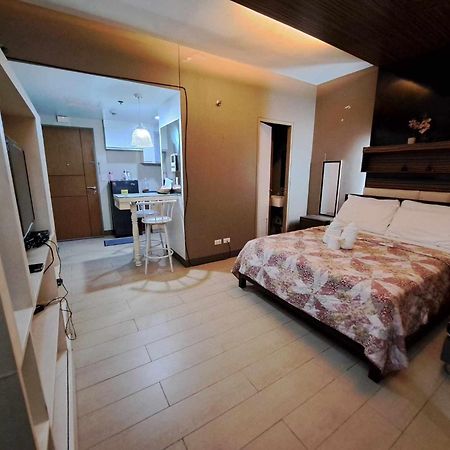 Palm Tree Villas By Ann Manila Exterior foto