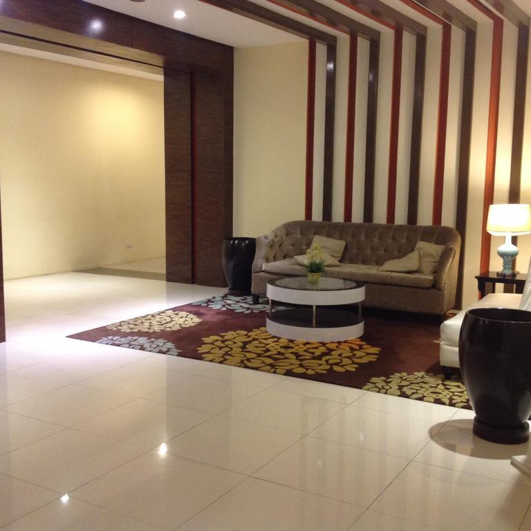 Palm Tree Villas By Ann Manila Exterior foto